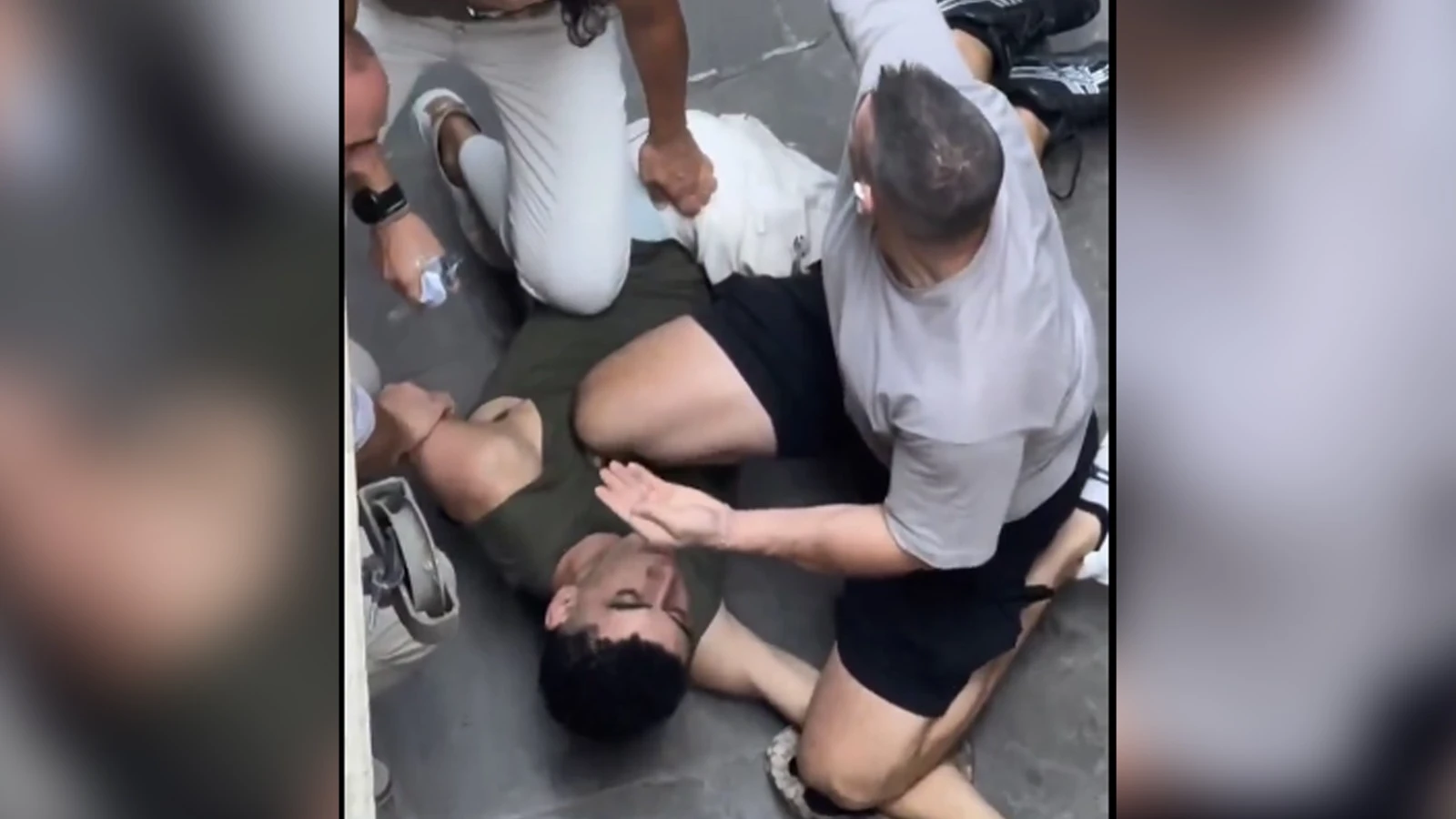Vídeo: cuando los vecinos actúan en la calles de Barcelona porque el Estado llega tarde