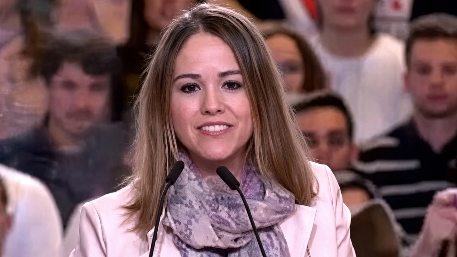 PSOE coloca en Sevilla a Estela Goicoechea, quien dimitió en Cantabria por mentir en el CV