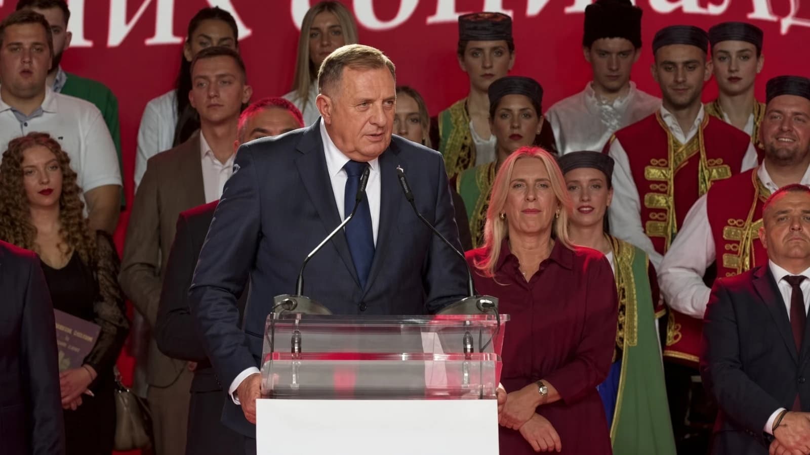 Los partidos nacionalistas en Bosnia consolidan su poder y se alejan la UE