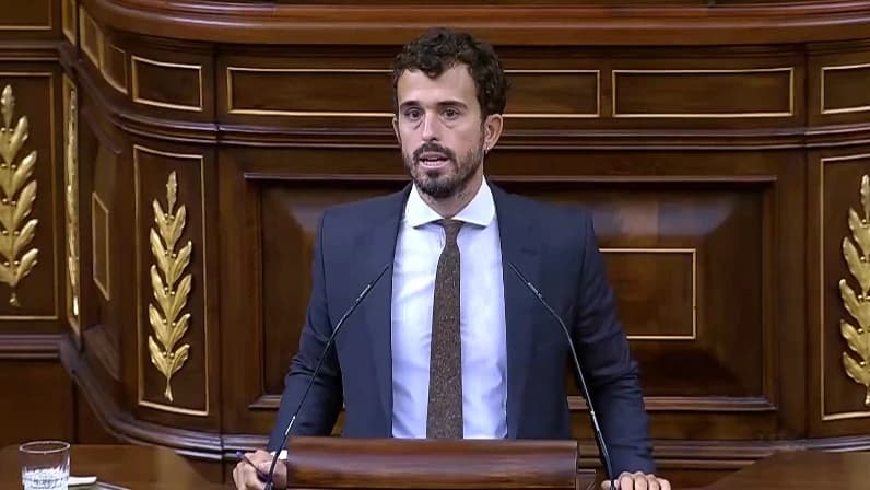 Discurso BRUTAL: la verdad sobre la vivienda expuesta por Carlos H. Quero (VOX)