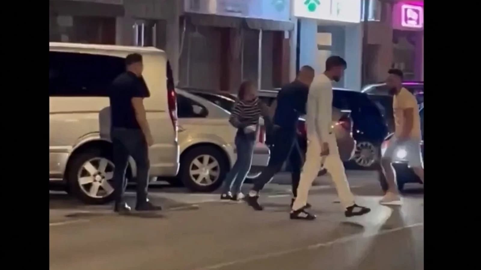 Vídeo de la reyerta en Almendralejo con barra de hierro en la Plaza de Extremadura