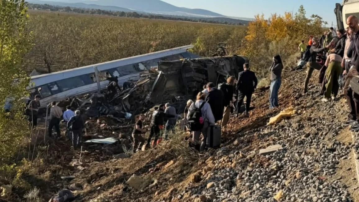 Choque entre dos trenes paraliza el AVE Madrid-Andalucía a la altura de Urda (Toledo)