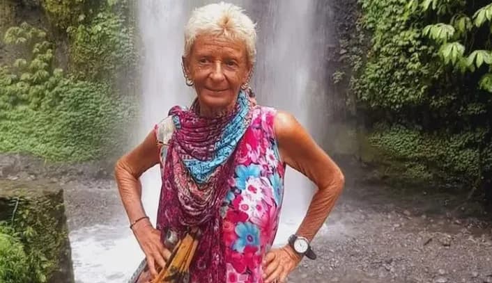 El Misterio de Matilde Muñoz en Indonesia: la Familia Duda del Último Mensaje Enviado desde su Móvil y Apunta al Hotel