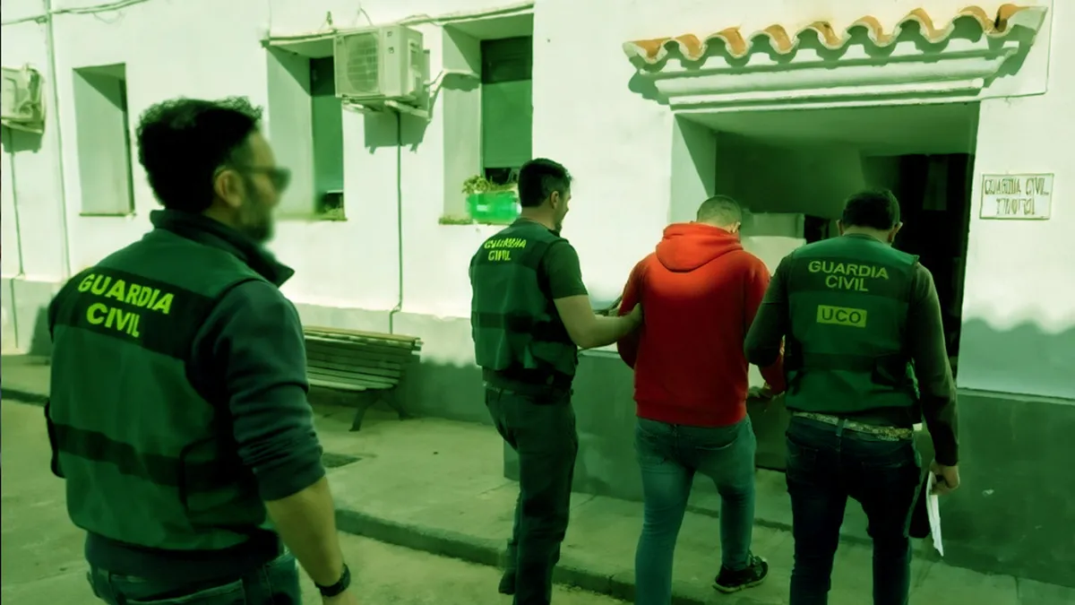 Fugitivos internacionales caen en España: secuestro, tortura y violación a una menor