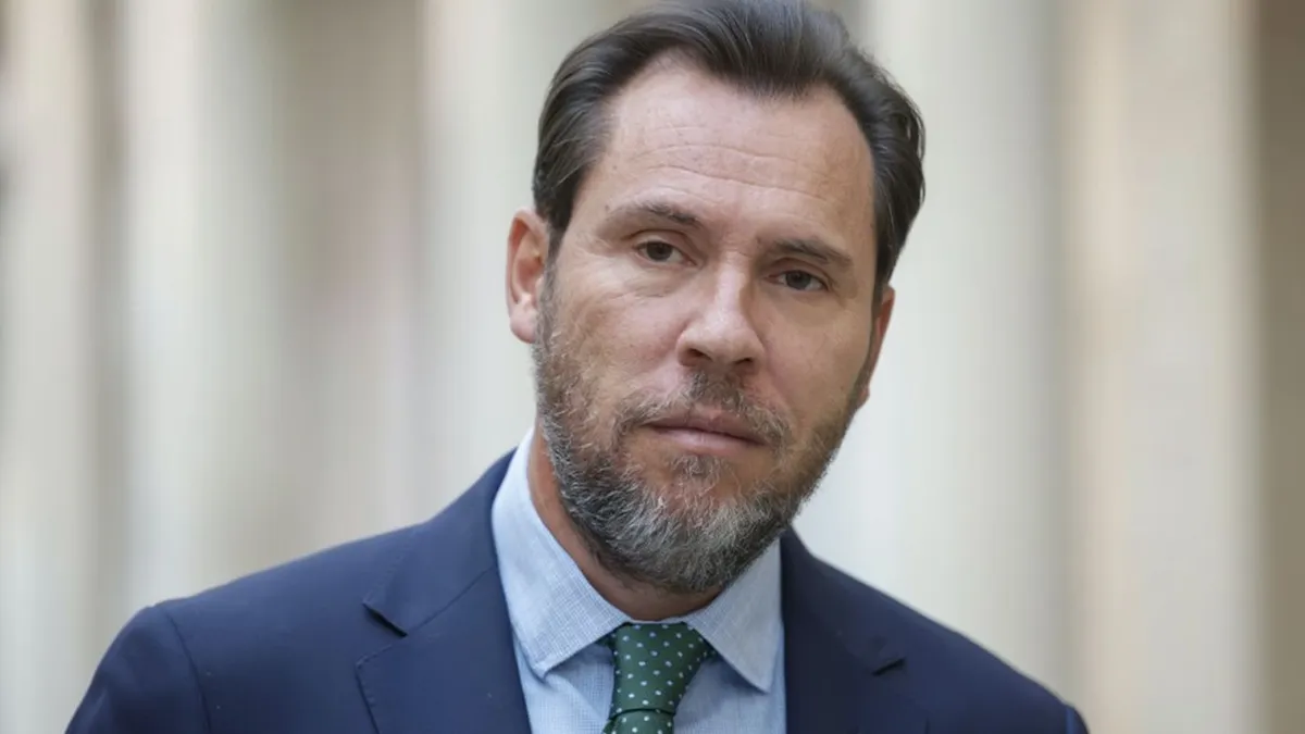 Óscar Puente rinde cuentas en el Senado tras los accidentes ferroviarios en Adamuz y Gelida