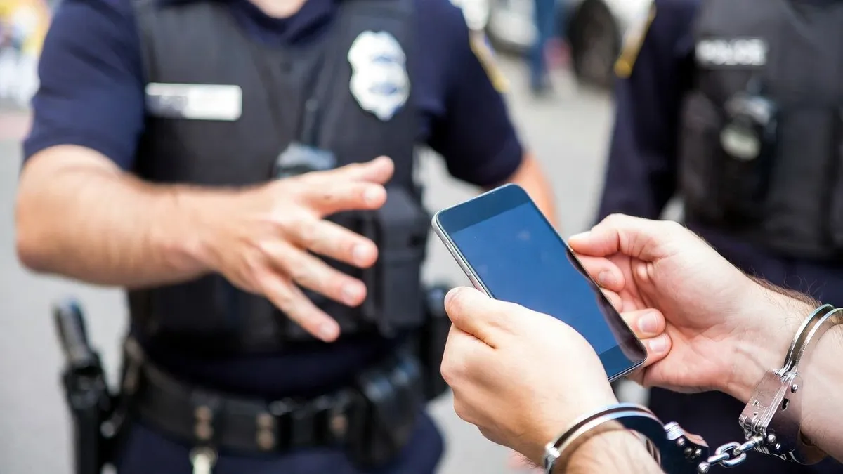 ¿Control en las redes sociales? NO, es censura.