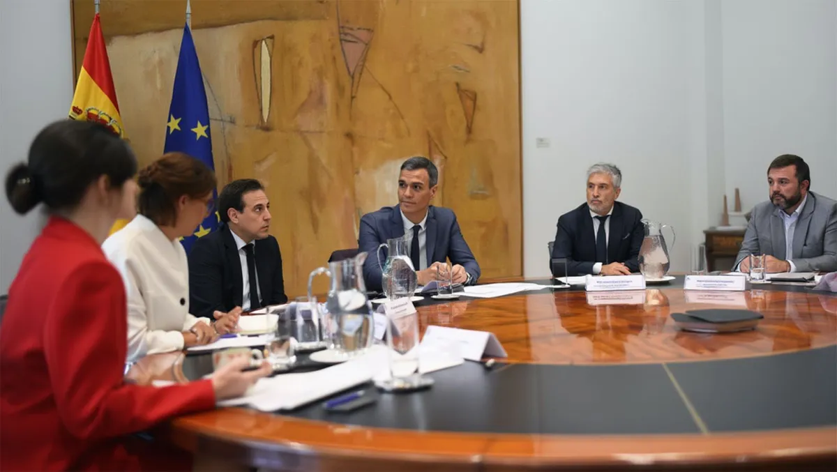 Hantavirus: Madrid y Canarias se rebelan contra el caos