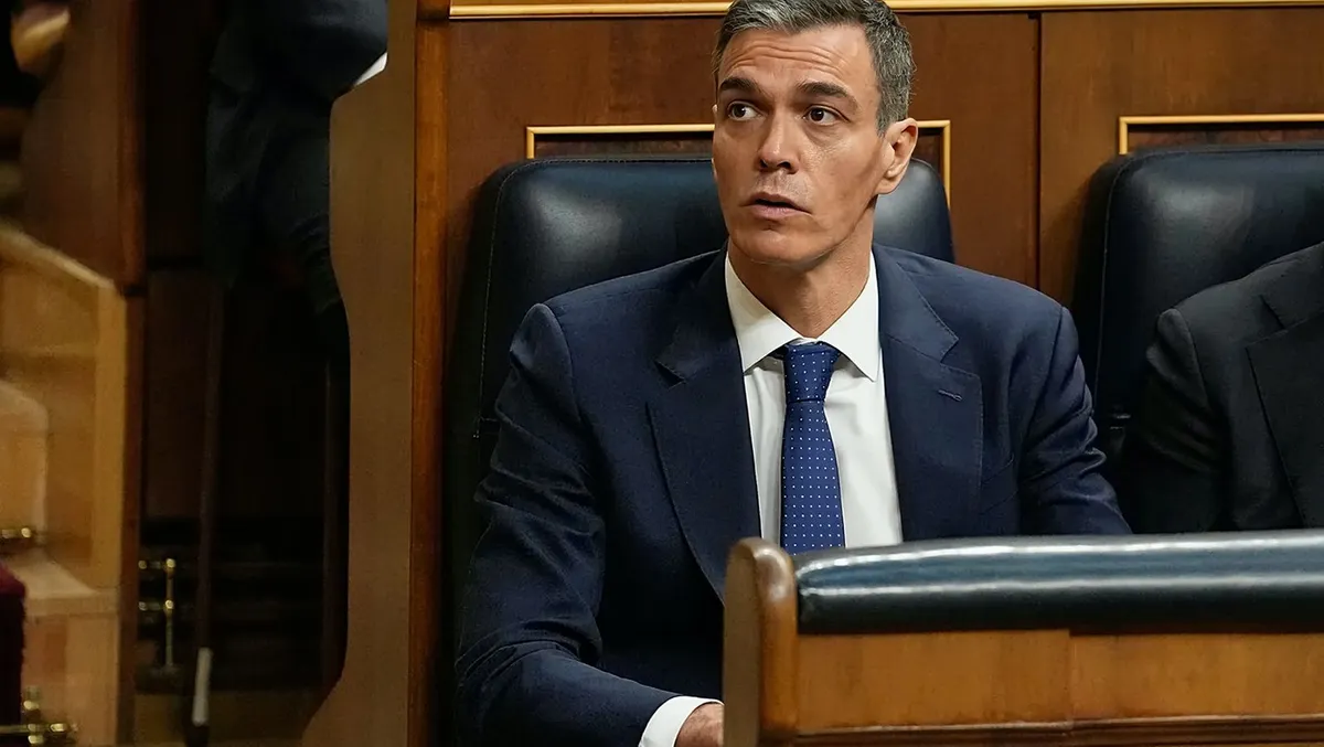 Pedro Sánchez exhibe arrogancia en el Congreso y evade responsabilidades por corrupción