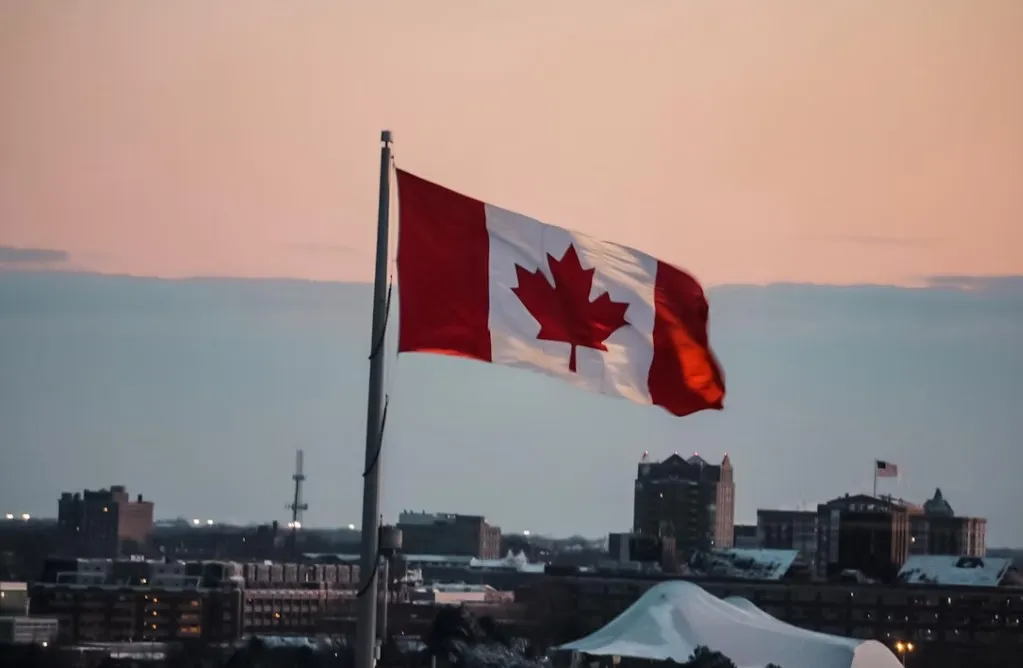 Canadá Podría Enviar Tropas de Paz a Ucrania