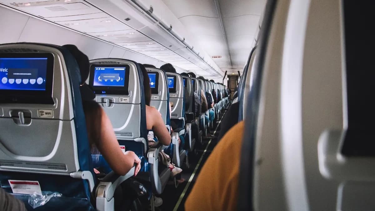 Alerta para los viajeros: Se reinstaura la restricción de líquidos en el equipaje de mano