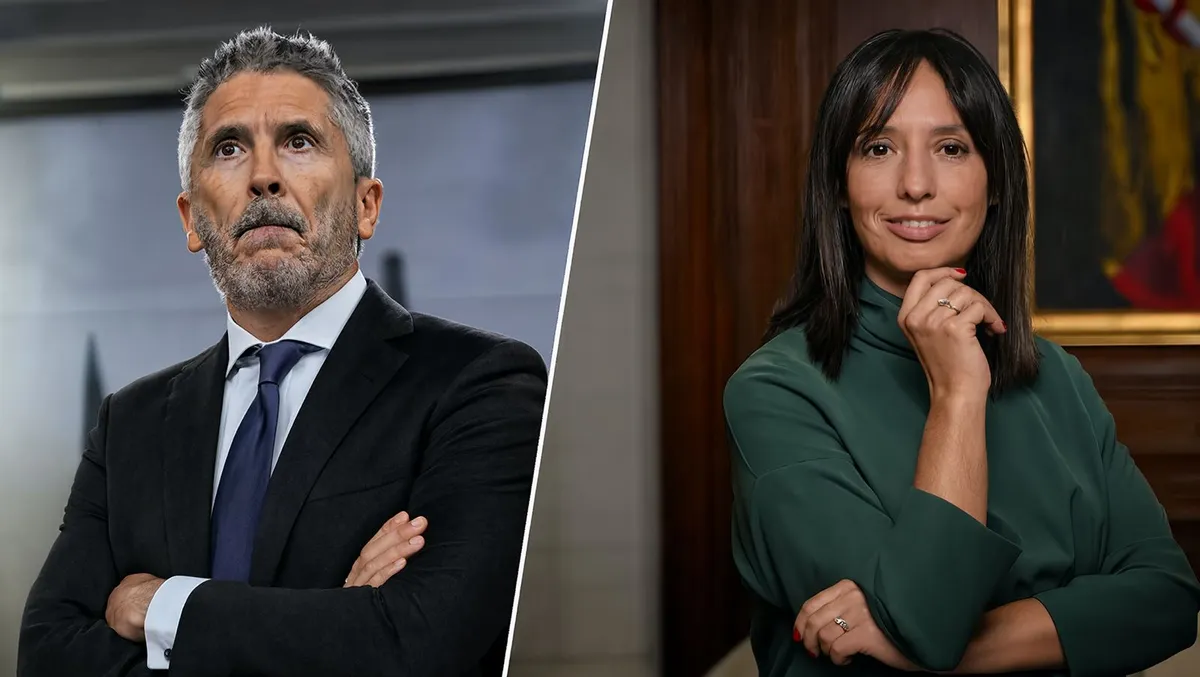 ¿Quién miente: Marlaska o Mercedes González? La directora de la GC hunde al ministro al admitir contactos con la “fontanera”